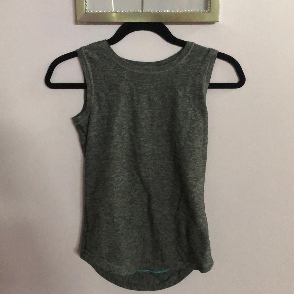 IVIVVA TANK TOP
